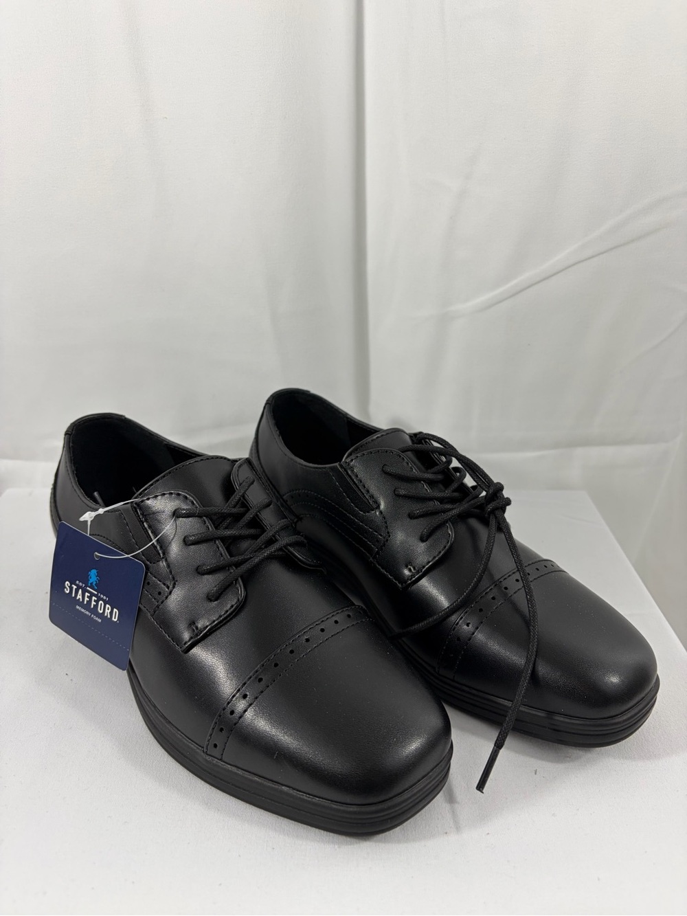 NWT Stafford Boy’s Size 3 Black Lace-Up Dress Shoes
